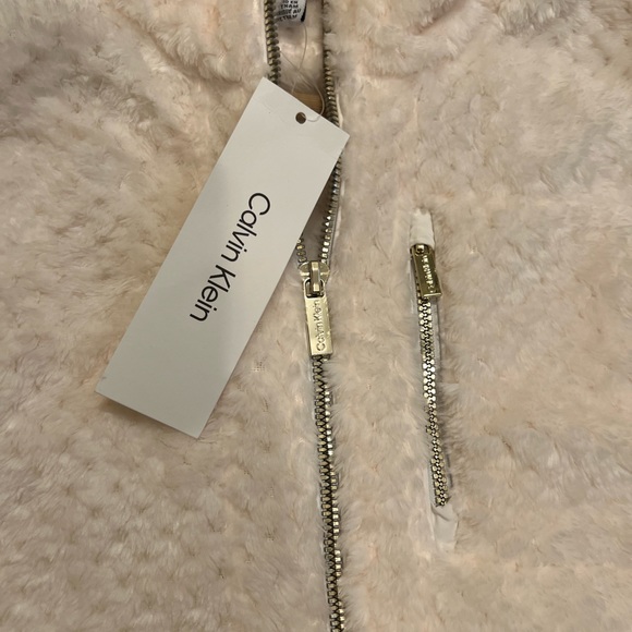 Calvin Klein Women's Plush Fleece Full Zip Jacket Size Medium NWT - Picture 2 of 4